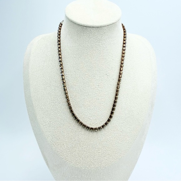 Vintage Gold Tone Clear Rhinestones Necklace - Picture 3 of 7